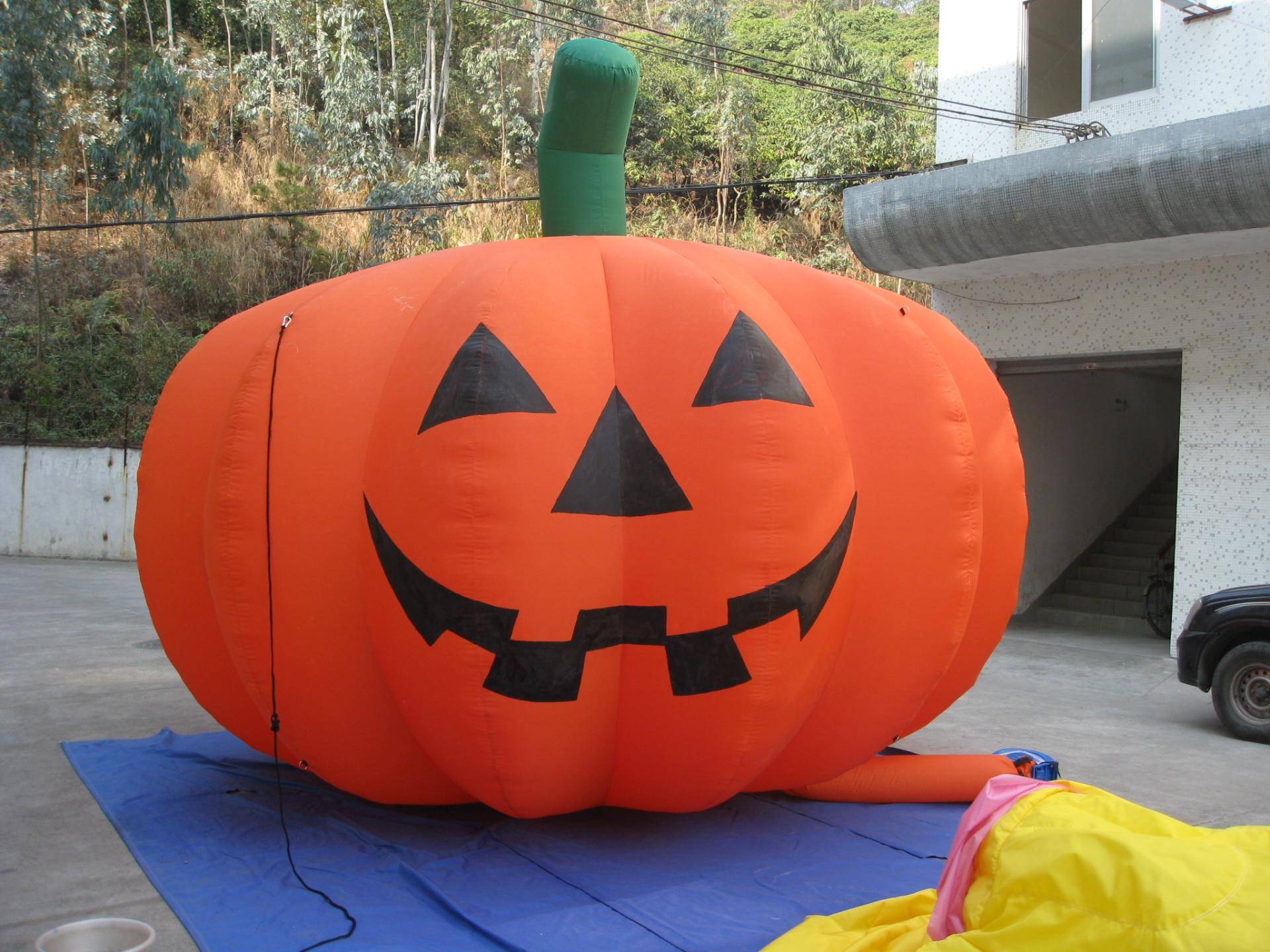 Customised Halloween Inflatables Decorations Cold Air Pumpkin Fruits Outdoor Indoor