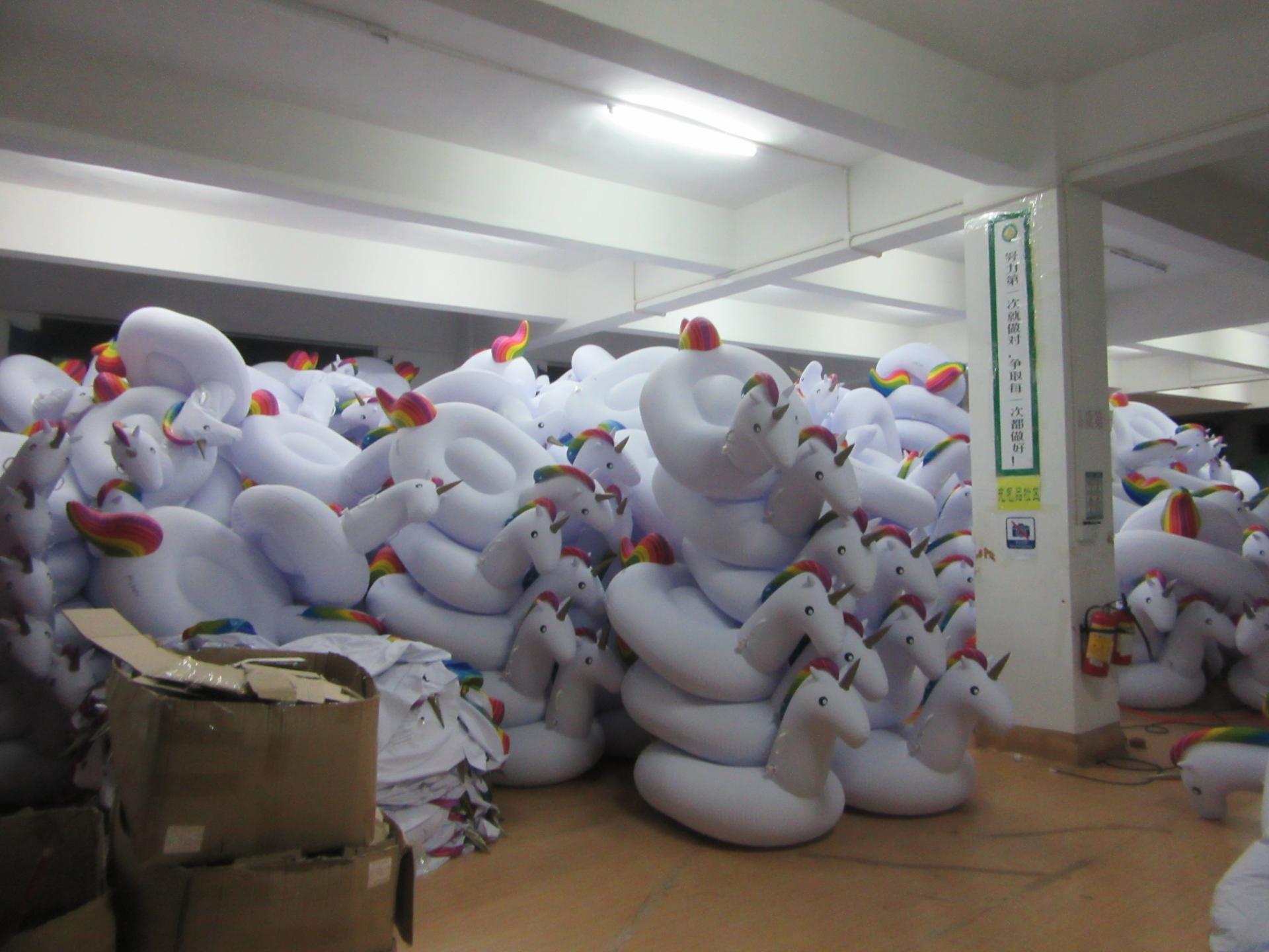 Customised PVC Inflatable Unicorn Giant Large Toddler Baby Pool Float Lounge Raft