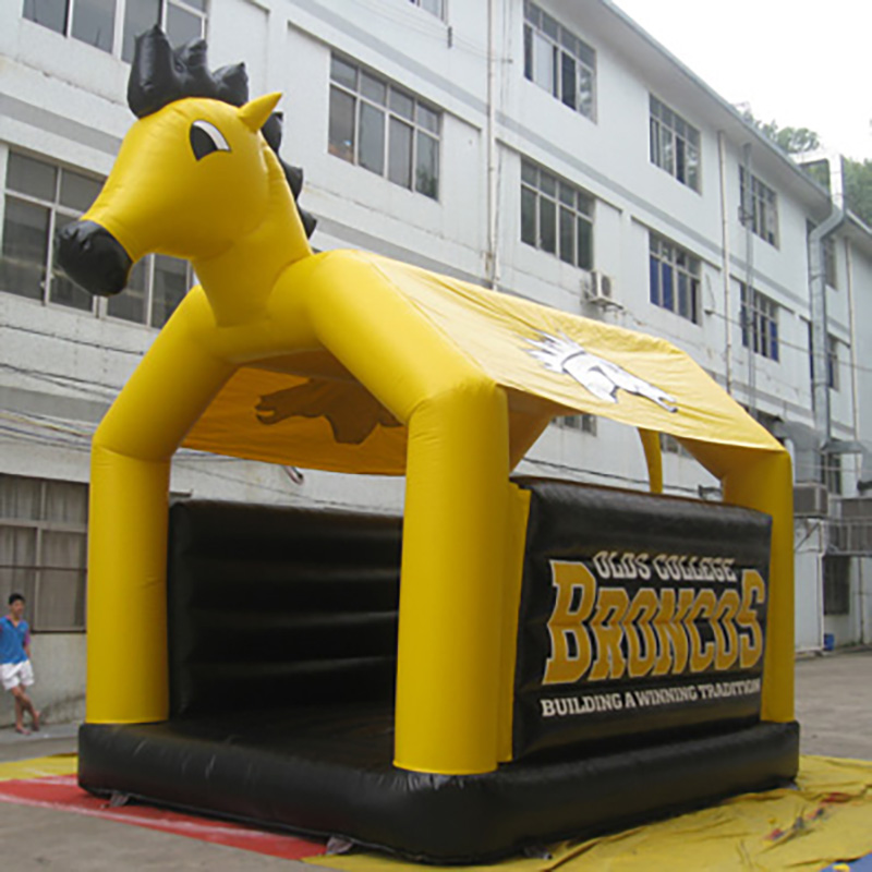 Inflatable waterhan horse bouncer castle