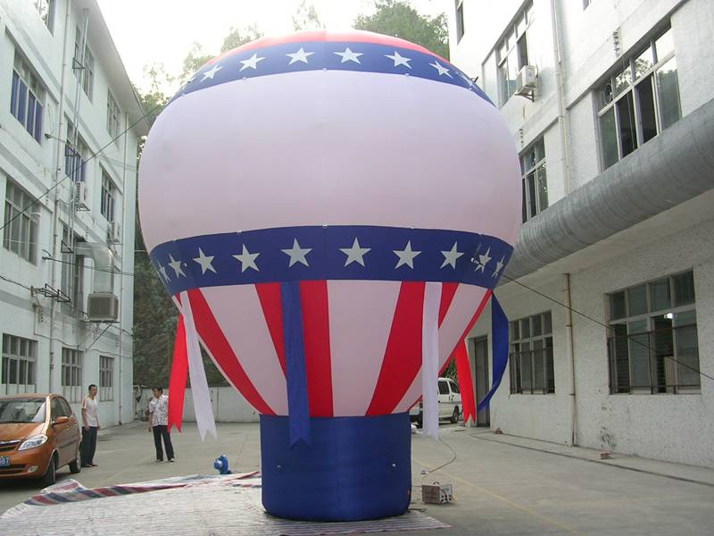 Inflatable big gound balloon with pump inside structure