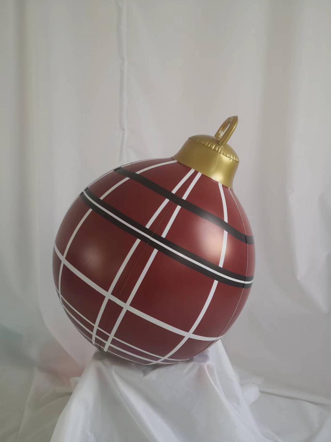 Customised Inflatable Chistmas Yard Decorations Indoor Outdoor Ornament Ball
