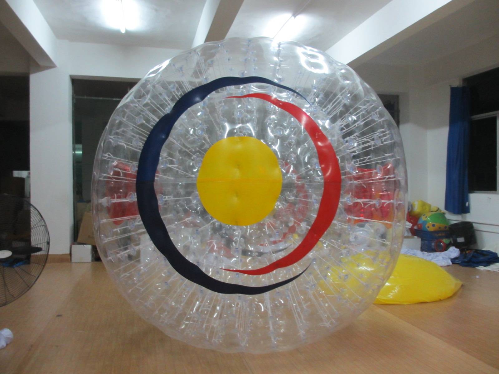 Customised 3M 0.8MM PVC Wet Zorb With White Ropes,Clear Dots, No Harness For Pool Lake Backyard Lawn