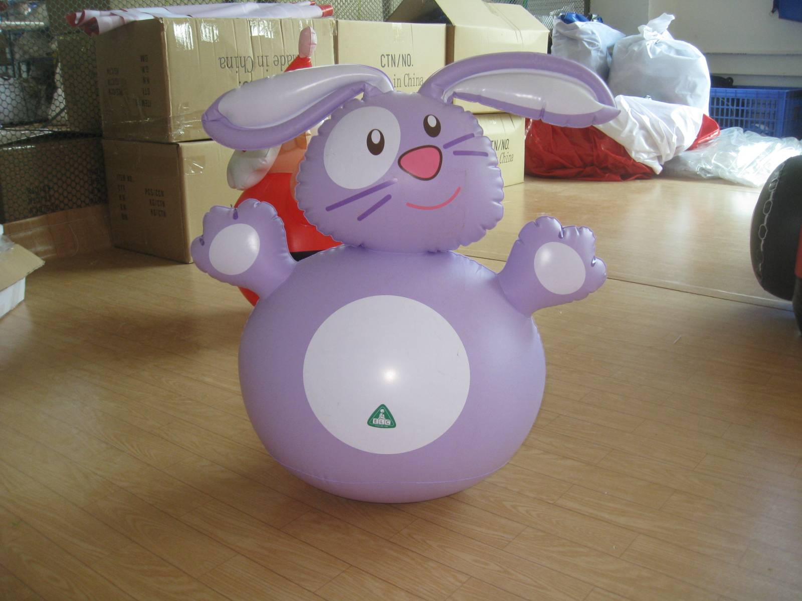Customised Inflatable Rabbit Blow Up Bop Tumber Punching Bag Party Game Animals