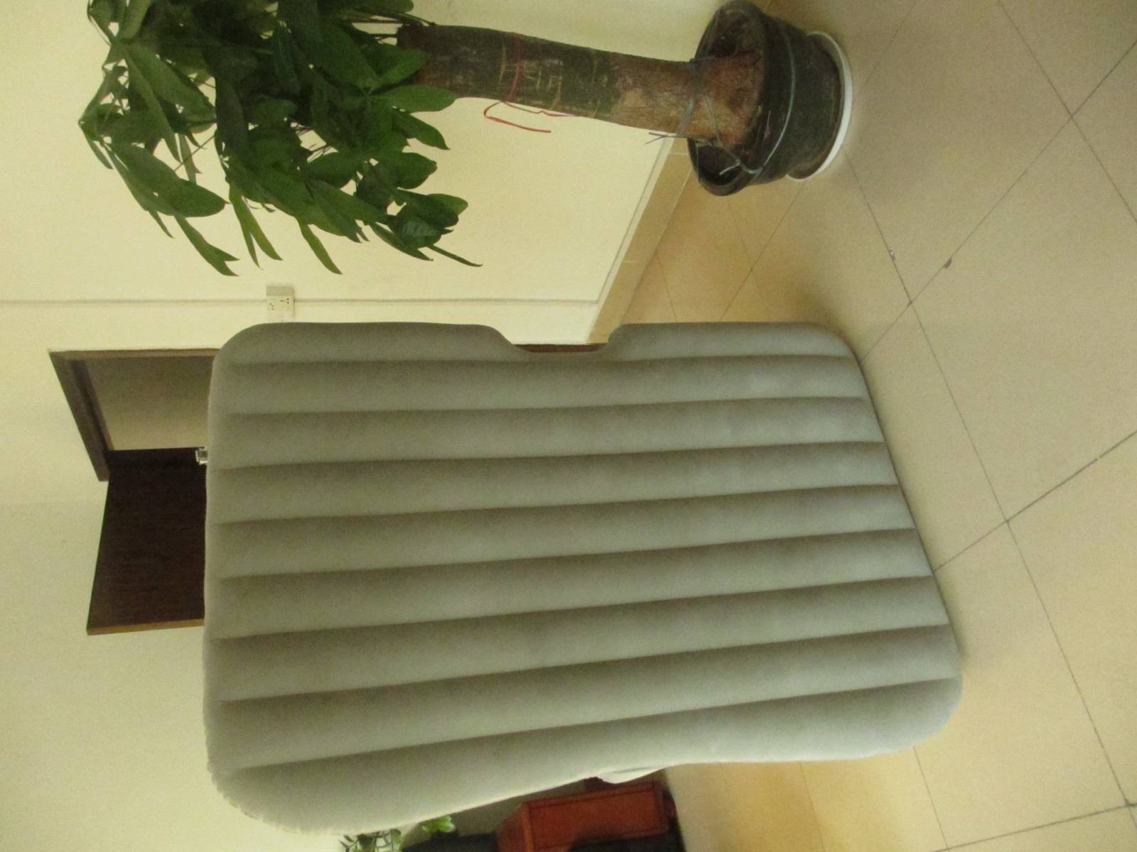 Customised 135X90X45CM Inflatable Mattress For Car Space Inside,With Flocking Obverse Side