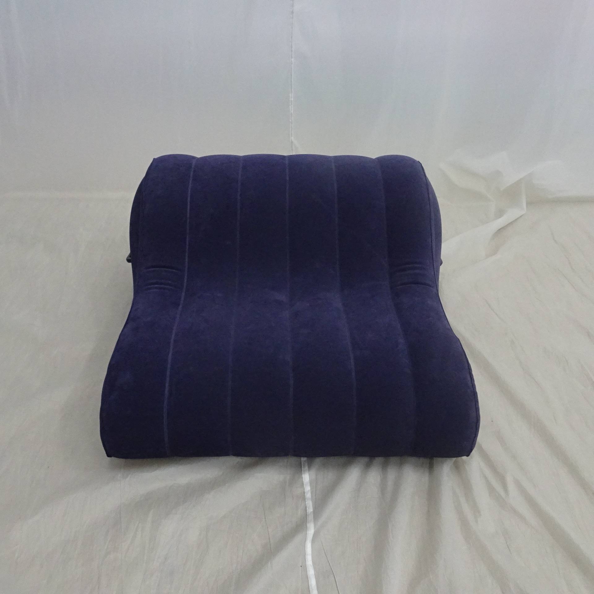 Customised Small Size Inflatable S-Shaped Sexy Love Flocking Sofa For Neck & Lumbar Support Travel