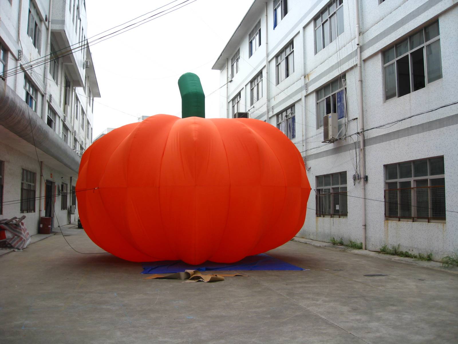 Customised Inflatable Pumpkin Festive  Halloween Decorations Outdoor Indoor