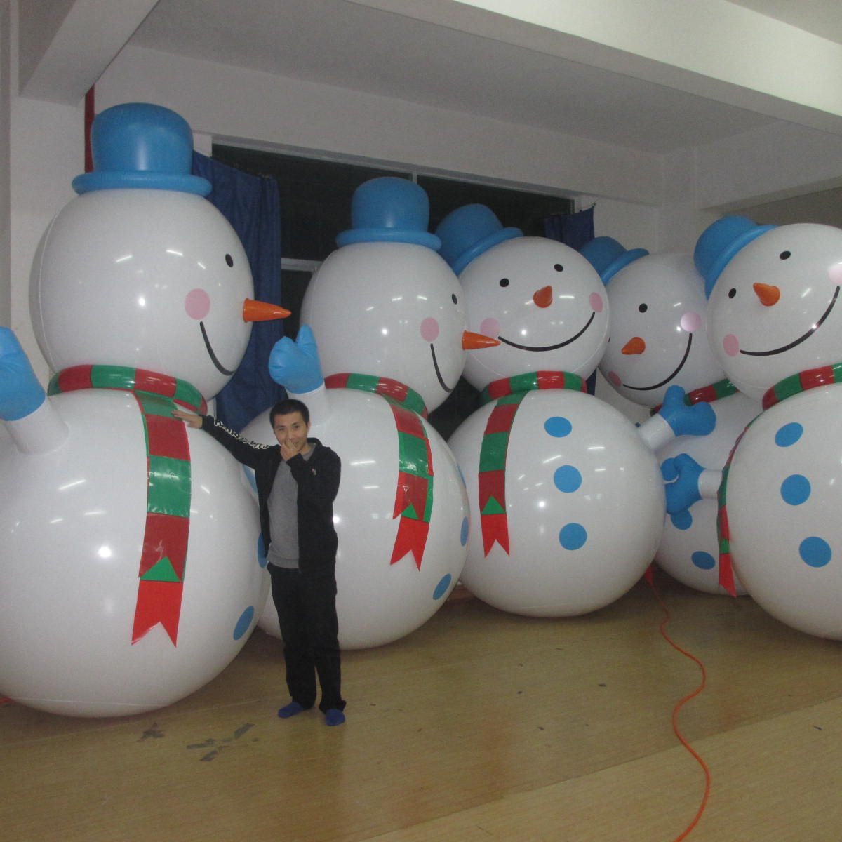 Customised Inflatable PVC Christmas Snowman For Holiday Party Yard Lawn Party Garden Patio