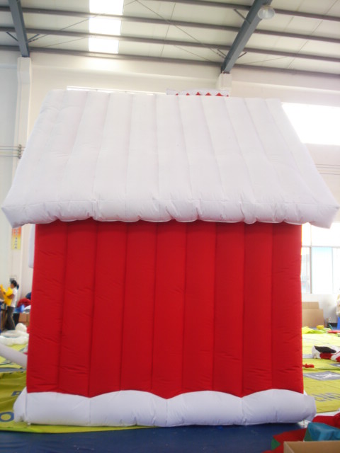 Customised Inflatable Cold Air Santa And House Bouncer Yard Decorations Bouncing