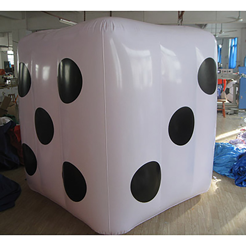 Customised Inflatable Giant Large PVC Cube With Internal Structure For Commercial Occasion