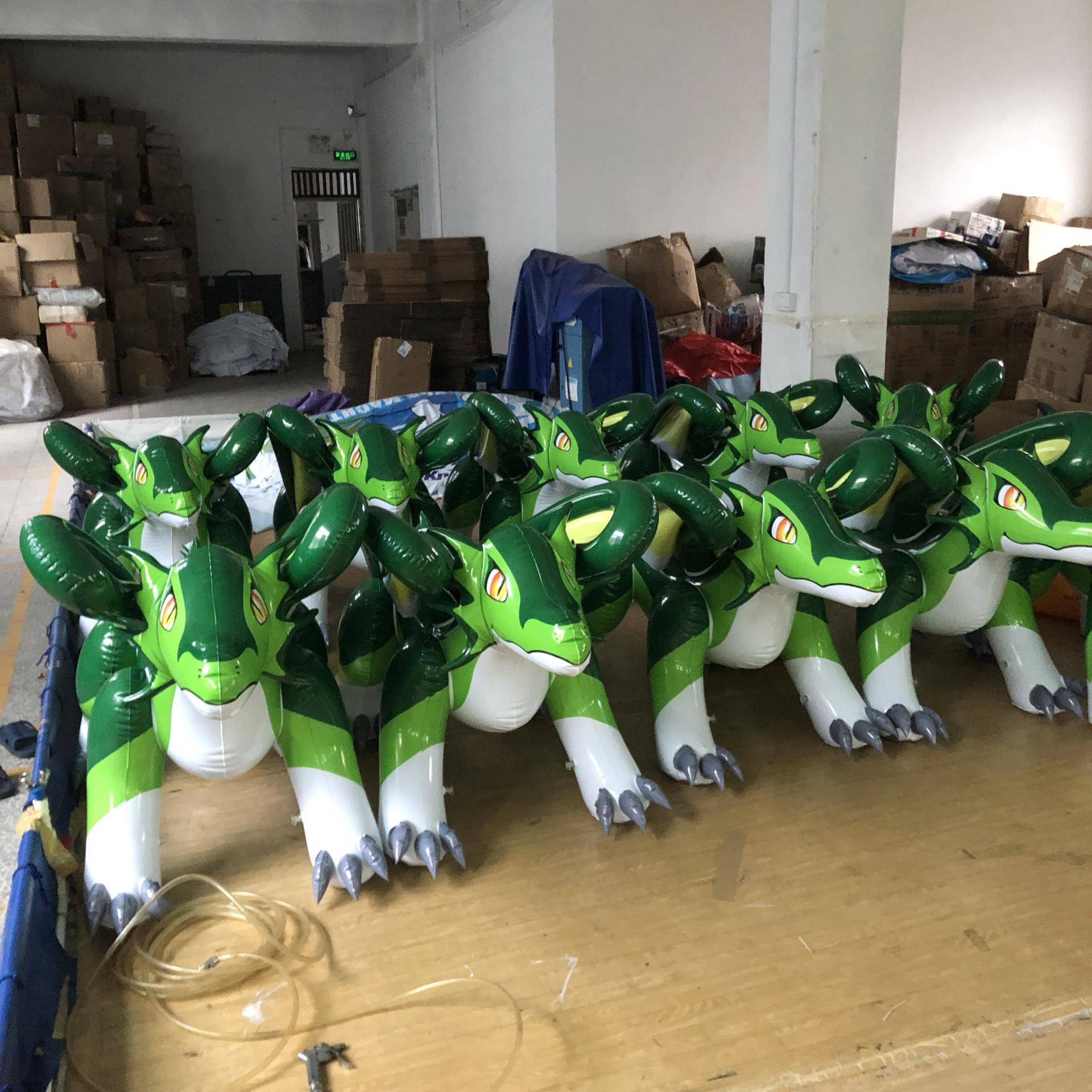 Custom Air Dorable Inflatable Animal Green Flying Dragon Cartoon Toys