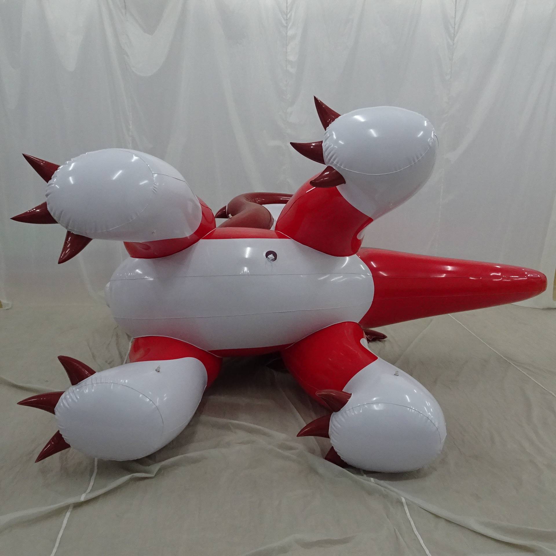 Customised Inflatable PVC Sealed Airtight Red Zenith Dragon For Party Favors