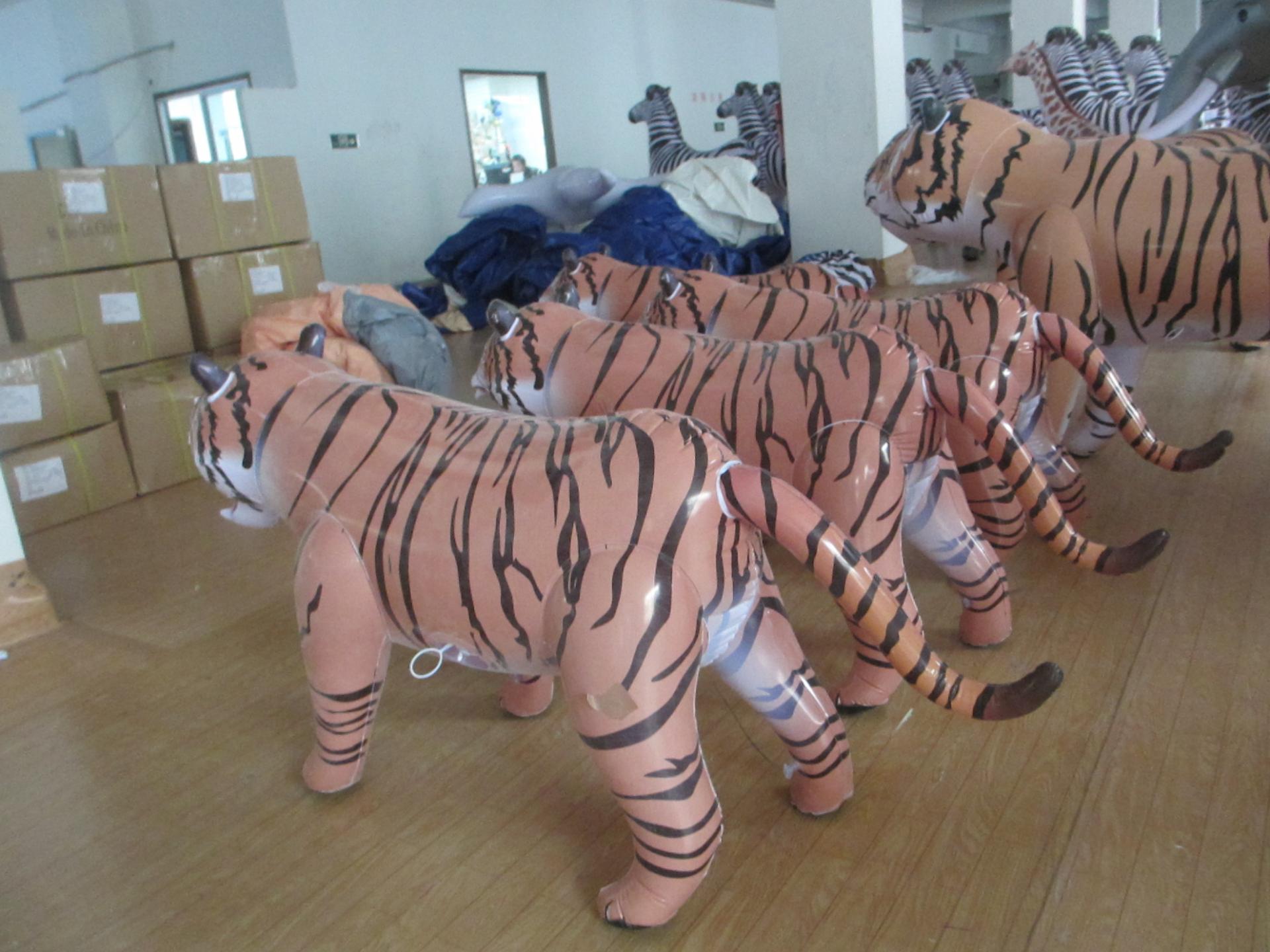 Customised Inflatable PVC Sealed Air Dorable Airblown Figures,Collection Tiger