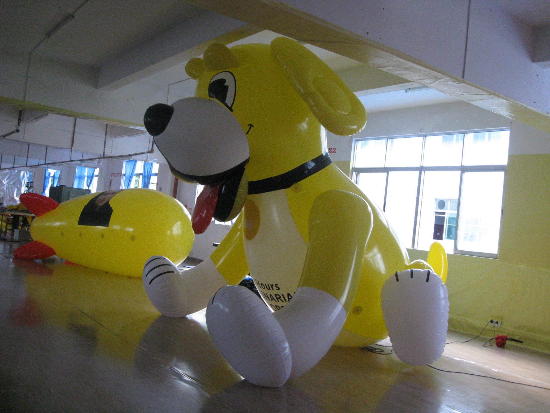 Customised PVC Inflatable Giant Large Huge Dog Inflate With Air, Helium Or Water For Advertising