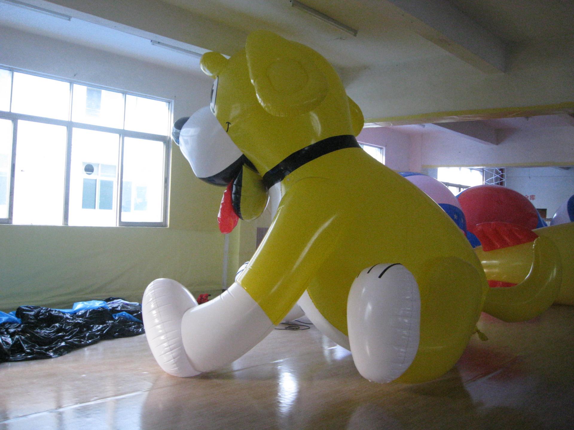 Customised PVC Inflatable Giant Large Huge Dog Inflate With Air, Helium Or Water For Advertising