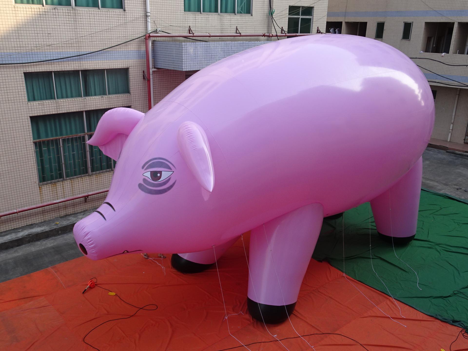 Customised 40Ft Long Large Huge PVC Helium Pig With Tetherlines For Advertising