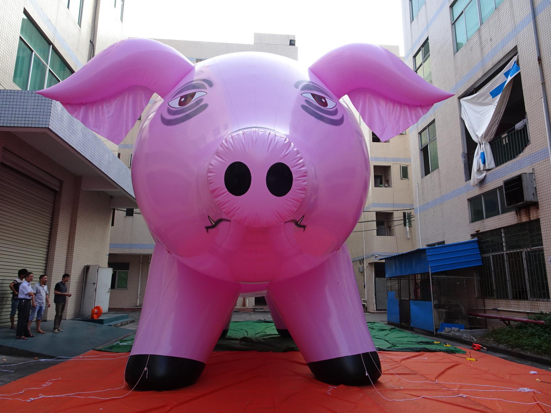 Customised 40Ft Long Large Huge PVC Helium Pig With Tetherlines For Advertising