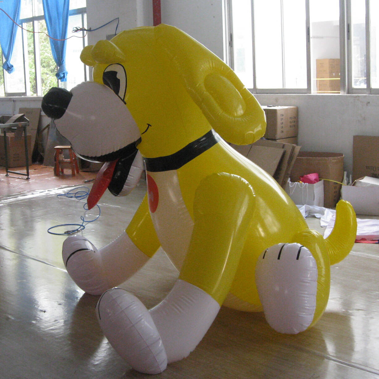 Customised PVC Inflatable Giant Large Huge Dog Inflate With Air, Helium Or Water For Advertising