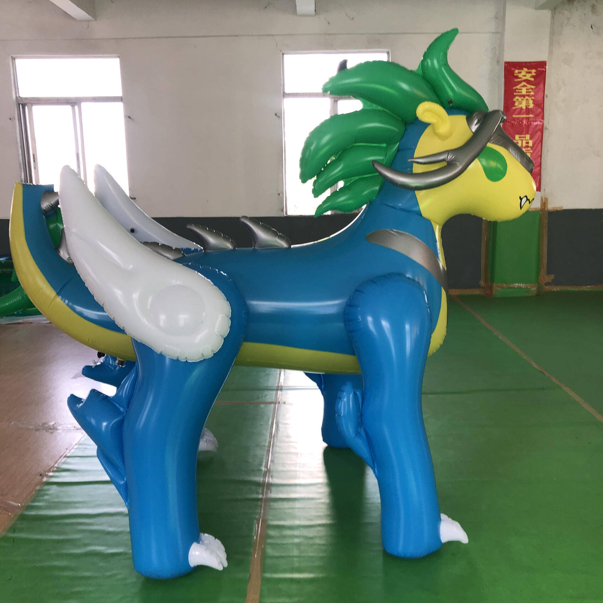 Inflatable Airtight Customised Blue Animal Cartoon Character Model Standing