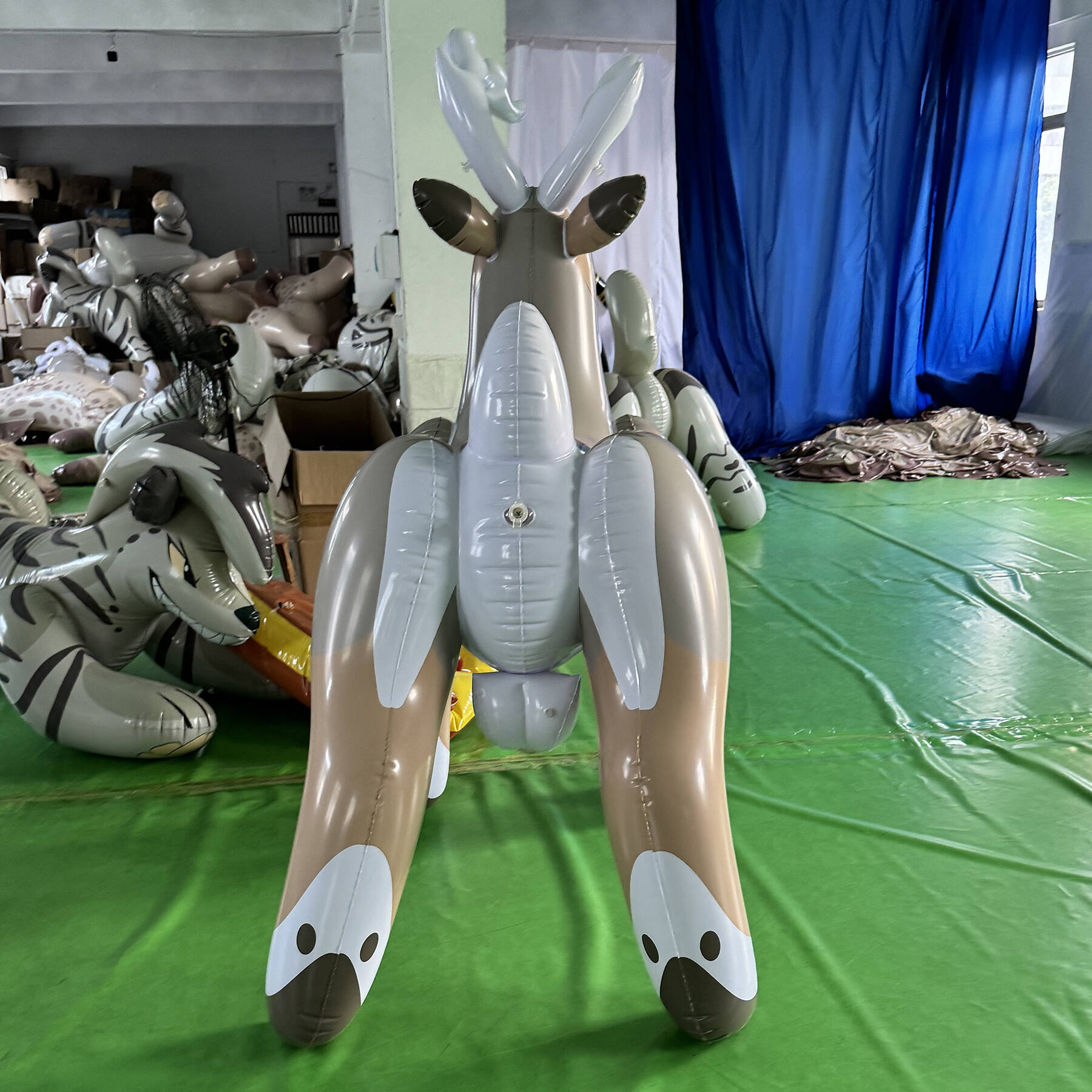 Customized Inflatable Dorable Airtight Sealed Realistic Figure Male Elk Reindeer